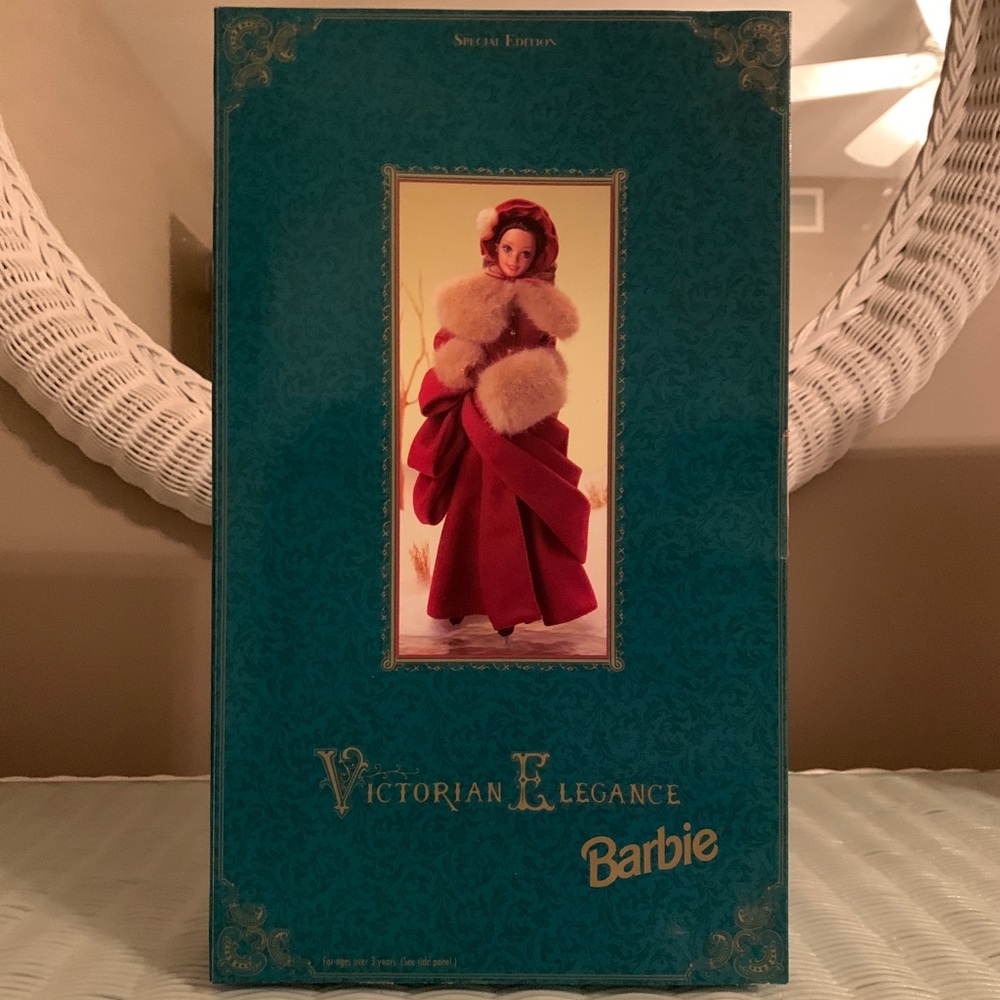 Hallmark Holiday Barbie Victorian Elegance